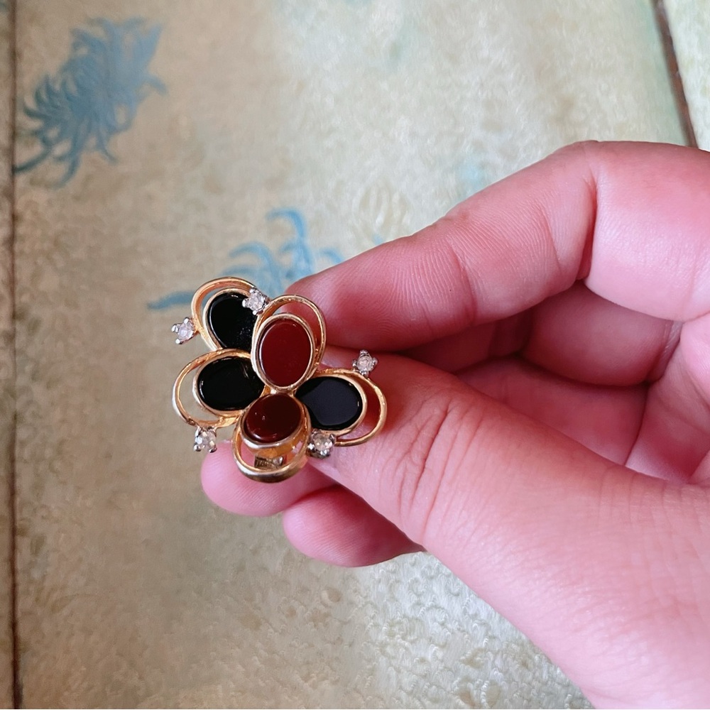 Vtg Ring Black Onyx Goldstone 18KHGE Groovy Funky Retro Fashion Jewelry Size 5